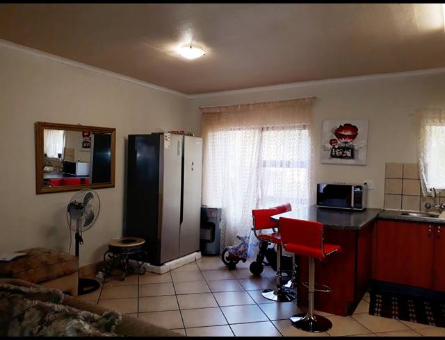 3 BEDROOM TOWNHOUSE TO LET IN VAALPARK